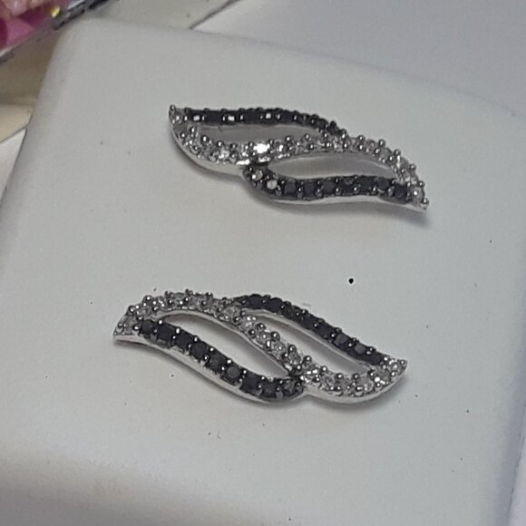 .34ctw Natural Blk&Wht Diamond 10kt White Gold Open Loop screw back Earring19878 - Picture 2 of 5